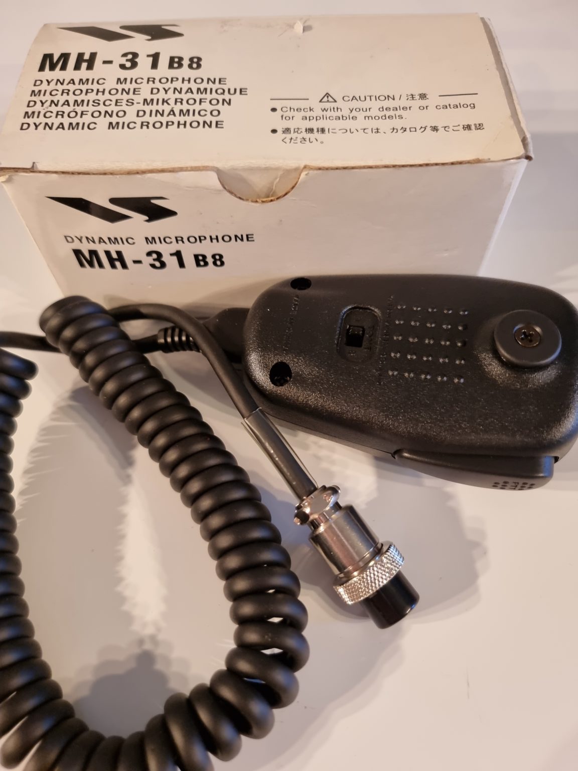 Yaesu MH31B8 Dynamic Hand Microphone. ATR