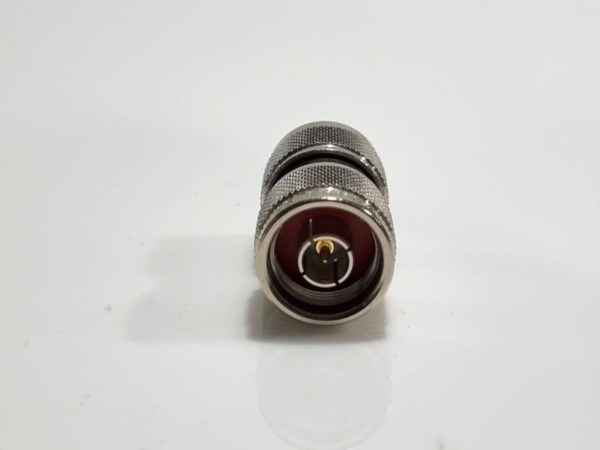 Pasternack PE-9113 In-Line RF Adaptor