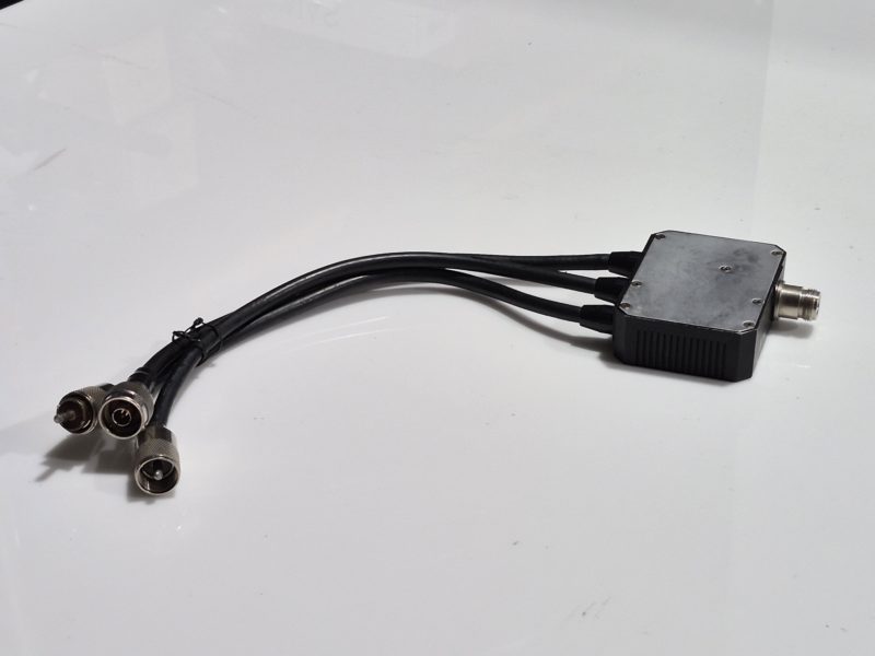 Comet CFX-431B Antenna Triplexer - Image 2