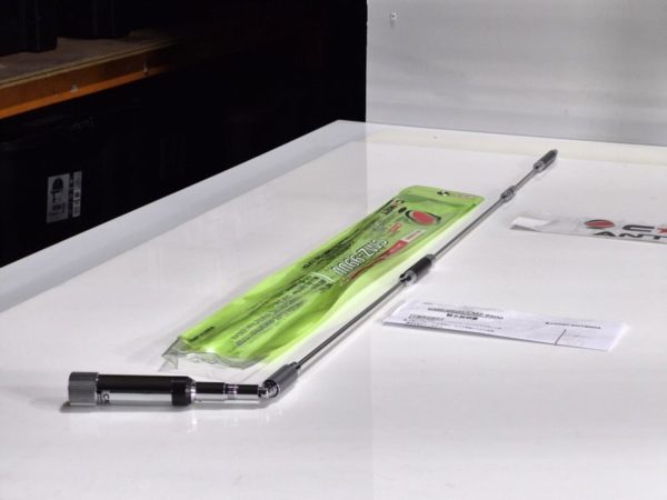 Comet CMZ-9900 2/70cm Mobile Antenna - Image 3