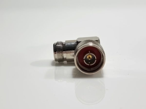 Pasternack PE9086 Right Angle Adaptor