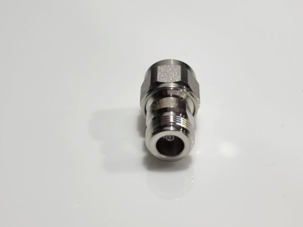 Rojone RO-NF-M In-Line RF Adaptor - Image 2