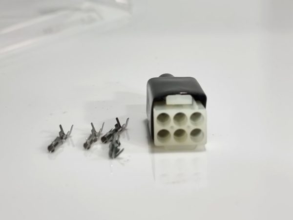 6PDC HF Amateur Radio 6-Pin DC Connector Plug.