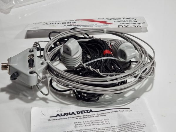 Alpha Delta DX-20 Single Band Full Size Dipole Antenna - Image 2