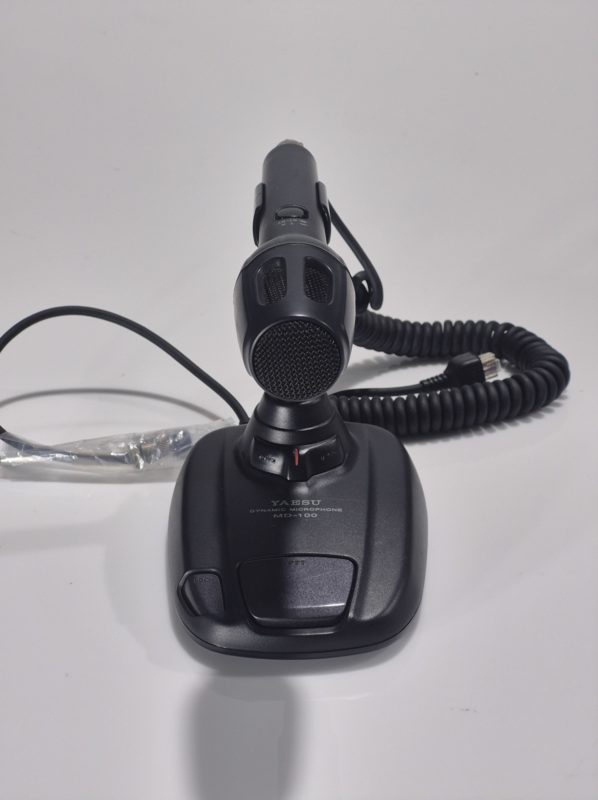 Yaesu MD-100A8X Dynamic Desktop Microphone – ATR