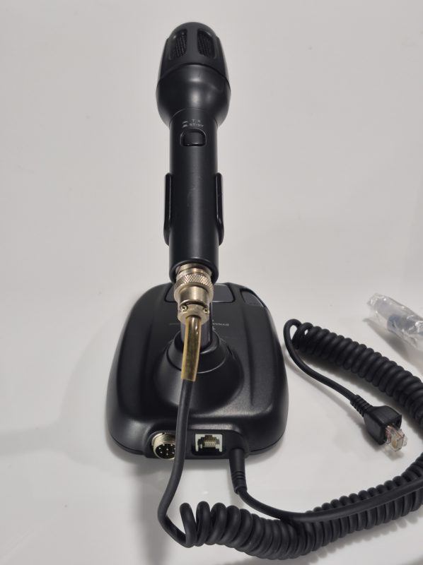 Yaesu MD-100A8X Dynamic Desktop Microphone – ATR