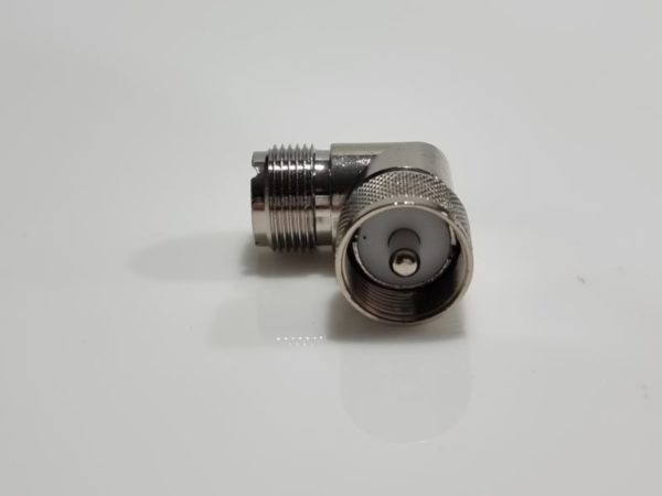 Benelec 04117 Right Angle Adaptor - Image 3