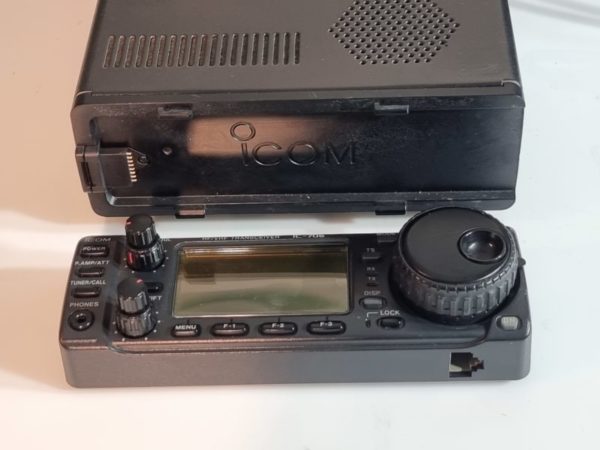 Icom IC-706 HF/VHF All Mode Transceiver - Image 3