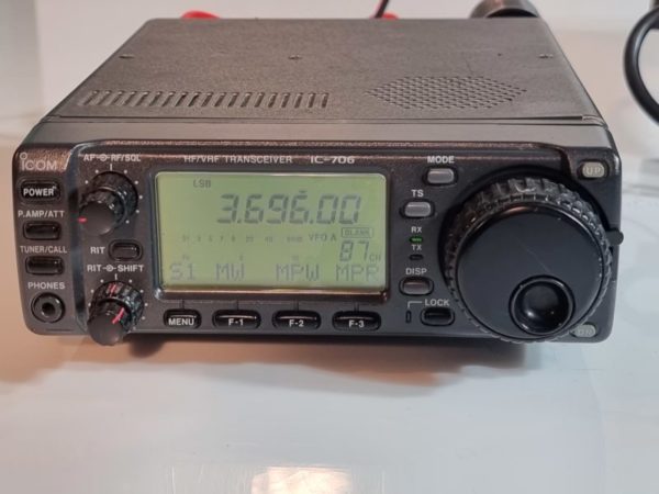 Icom IC-706 HF/VHF All Mode Transceiver - Image 2