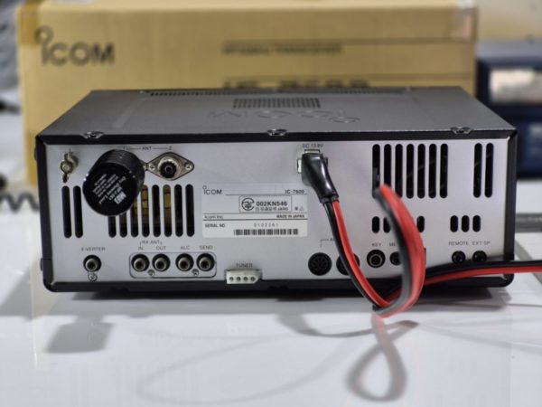 Icom IC-7600 HF All Mode Transceiver - Image 8