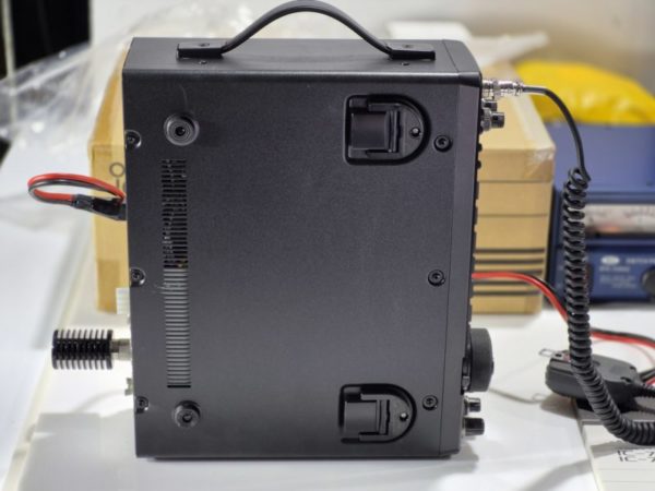 Icom IC-7600 HF All Mode Transceiver - Image 5
