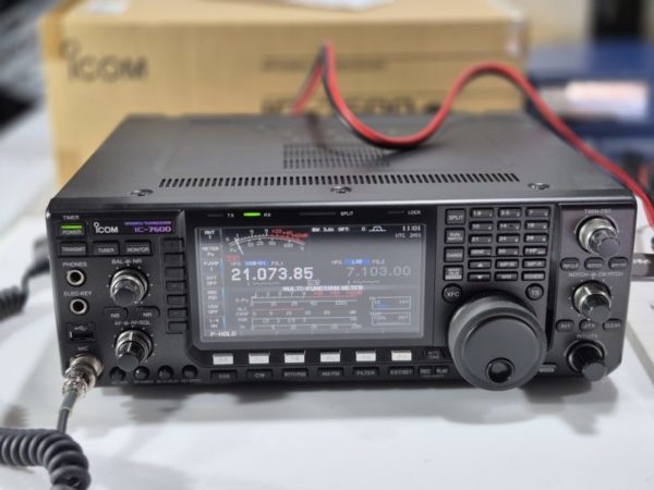 Icom IC-7600 HF All Mode Transceiver - Image 4