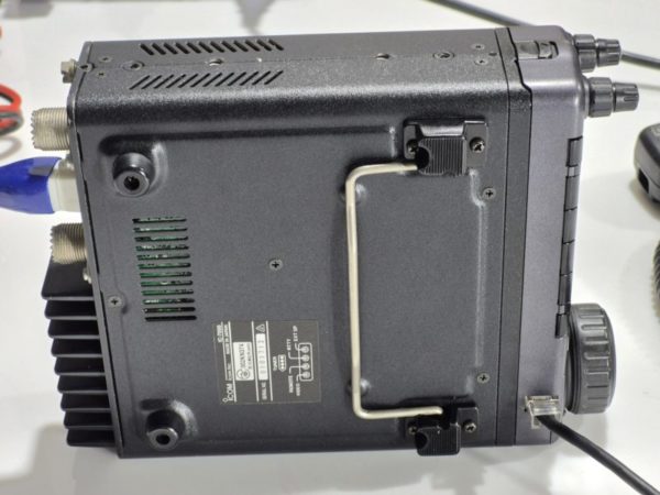 Icom IC-7000 HF/VHF/UHF All Mode Transceiver - Image 2