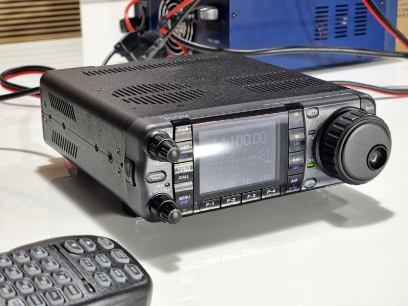Icom IC-7000 HF/VHF/UHF All Mode Transceiver - Image 7