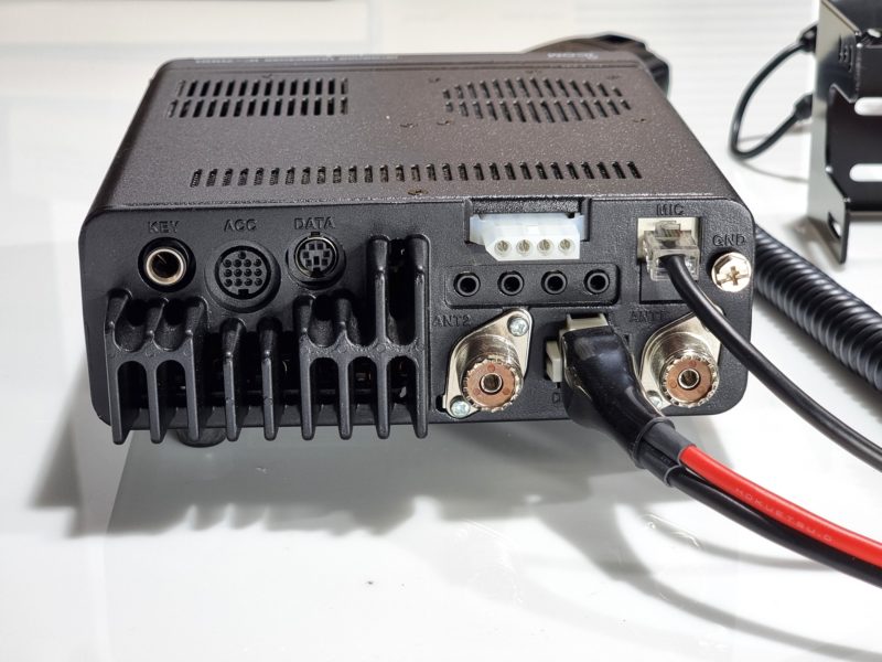 Icom IC-7000 HF/VHF/UHF All Mode Transceiver - Image 3