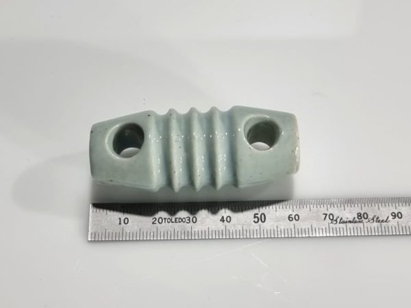 DB-GC-2 Ceramic Dog Bone Insulator For Wire Antennas