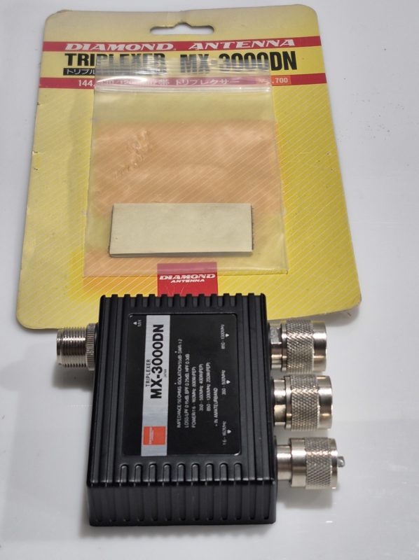 Diamond MX-3000DN Antenna Triplexer - Image 3