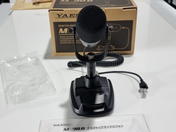 Yaesu M-90D Desktop Microphone