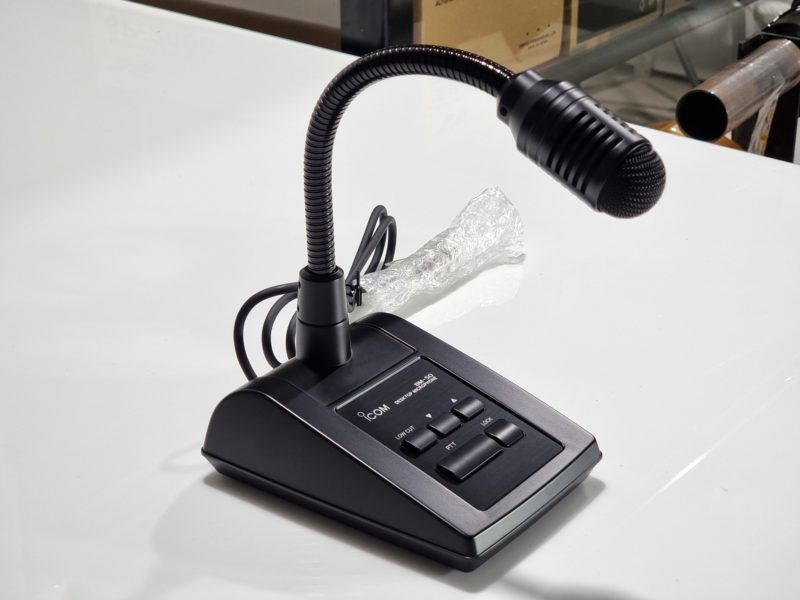 ICOM SM-50 Dynamic Desktop Microphone - Image 2