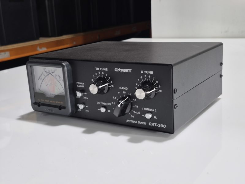 Comet CAT-300 Manual Antenna Tuner 300W - Image 5